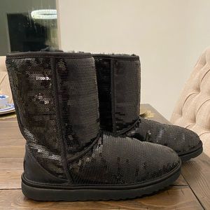 UGG Classic Short Cosmos Sequin